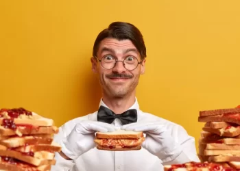 bolehkah saat puasa nonton mukbang