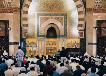 adab adab di dalam masjid